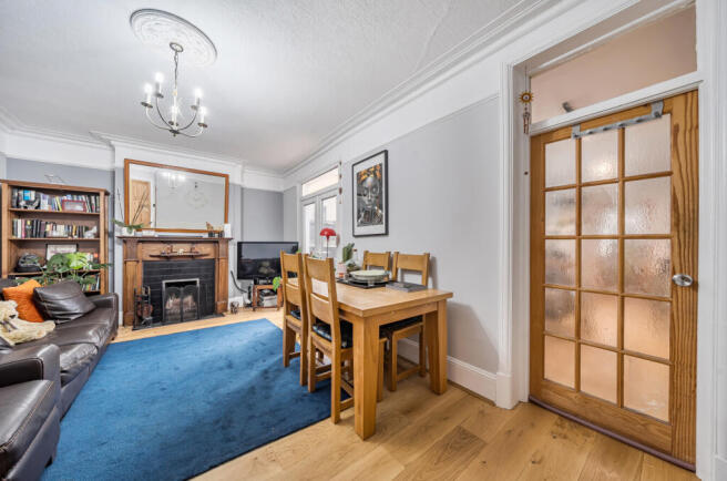 1401023-22-696f9f...