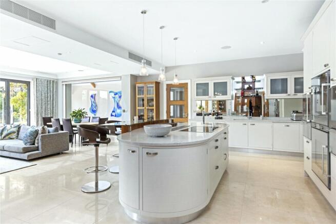 Kitchen/Breakfast