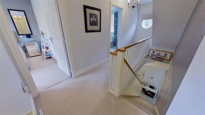 FIRST FLOOR LANDING