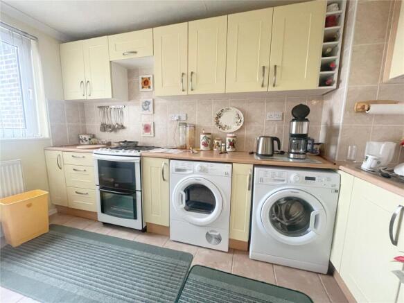 Nowell Court, Middleton, Manchester, M24 photo 4