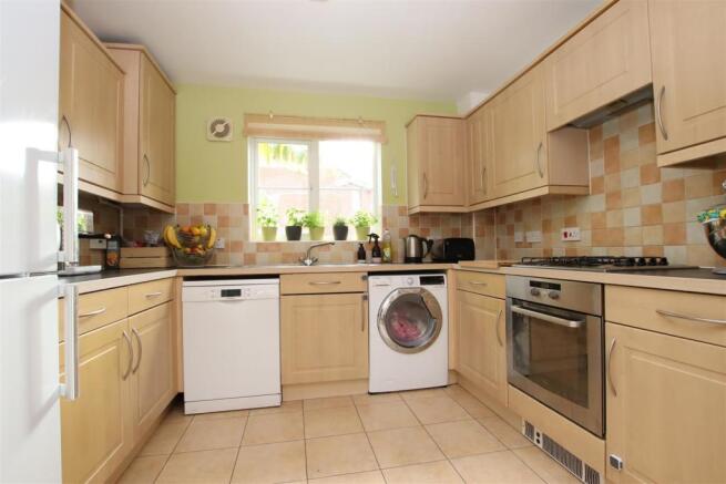 Kitchen.JPG