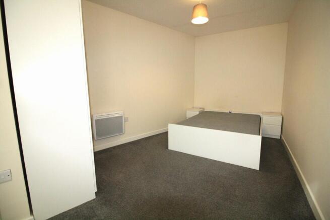 1 bed Flat to rent Image 4