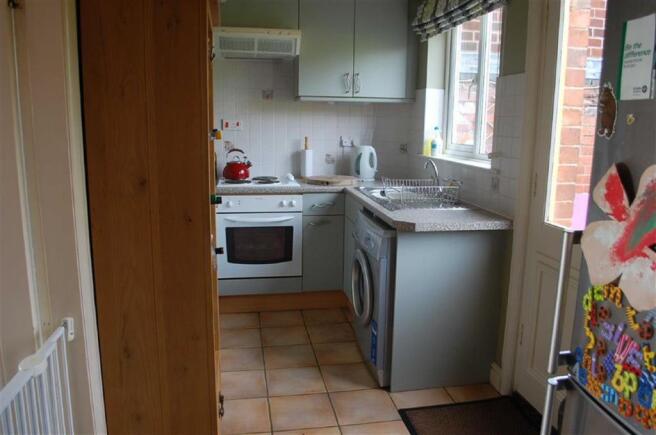 FITTED DINING KITCHE
