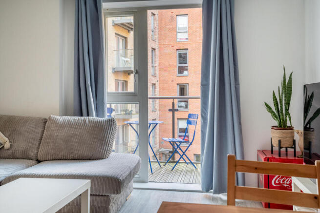 2 bed Apartment for sale Image 6