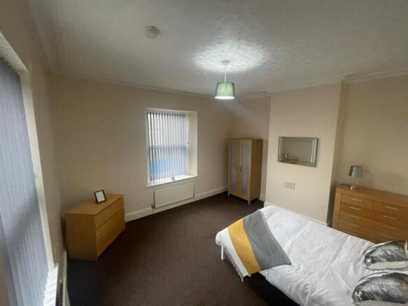 WhatsApp Image 2024-10-23 at 09.01.03.jpeg