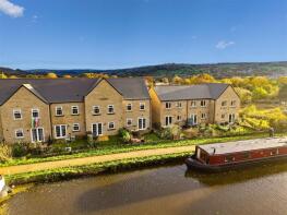 48, High Banks, Silsden, Keighley BD20 0FA