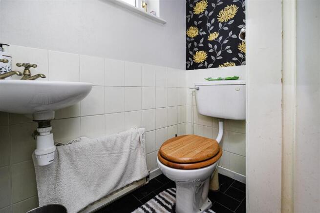 3 bed Semi-Detached for sale Image 12