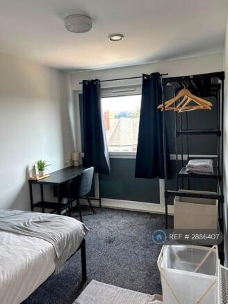 1 bed Flat Share to rent Image 4