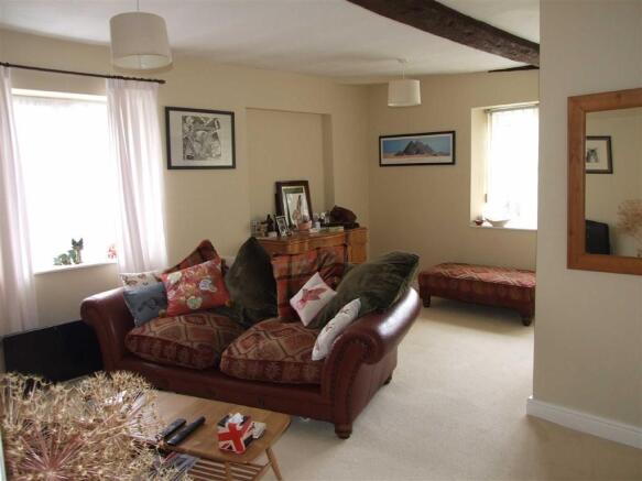 SITTING ROOM