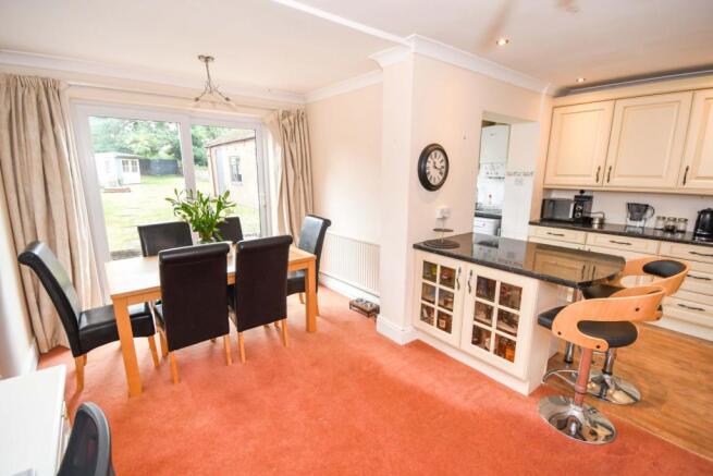 Kitchen/Dining Room