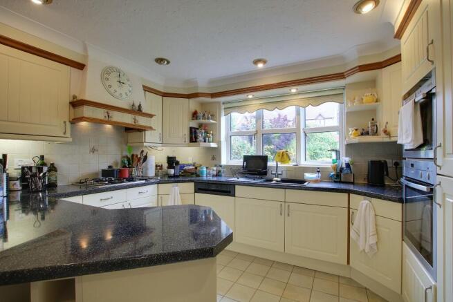 Rownhams, Southampton photo 4