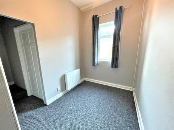 1 bed Apartment to rent Image 4