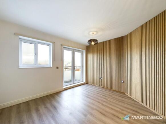 thumbnail_CAM0231...