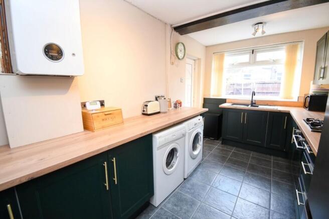Thorp Street, Eccles, M30 photo 4