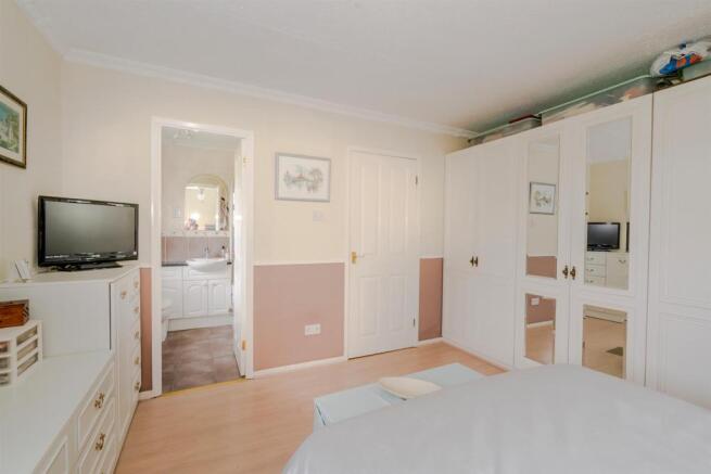 Kensington Place, Cannock, WS12?3XU (16 of 39).jpg