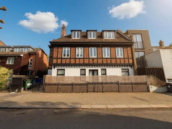 flat 4, 41 wenlock house.jpg