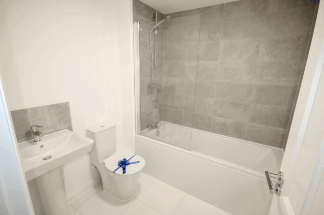 Juglans Grove, Wellingborough, NN8 – další