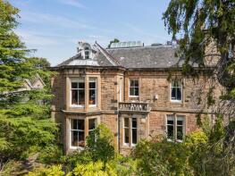 16, Russell Place, Trinity, Edinburgh EH5 3HH