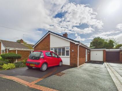 Willow Place, Shawbury, Shrewsbury