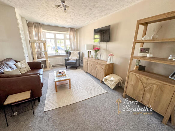 Leas Road, Mansfield Woodhouse, Nottinghamshire, NG19 photo 4