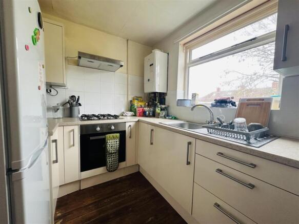 4 bed Terraced for sale Image 4