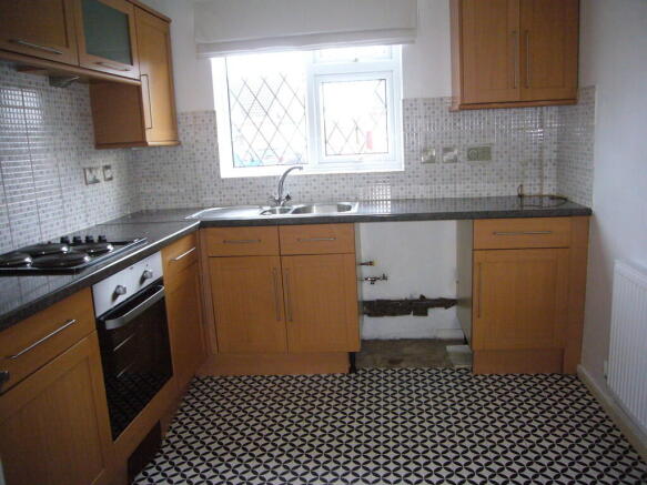 2 bed Detached Bungalow for sale Image 2