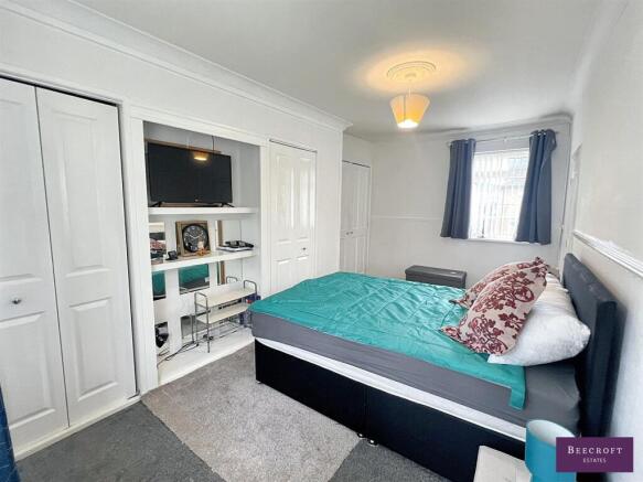 3 bed Semi-Detached for sale Image 5