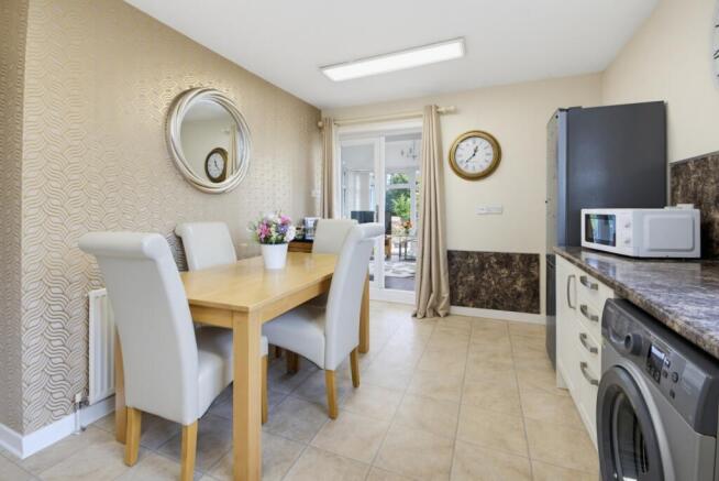 3 bed Detached Bungalow for sale Image 8