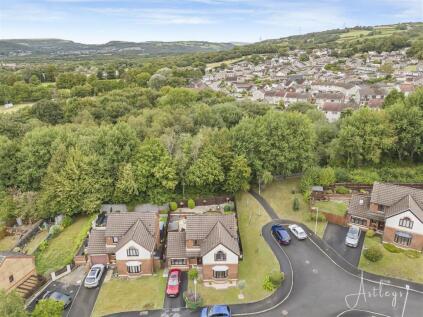 Cwrt Emily, Birchgrove, Swansea