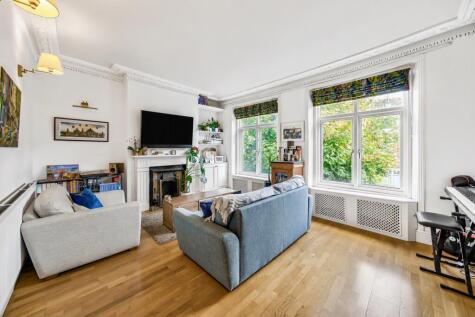 Nelson Road, London, N8
