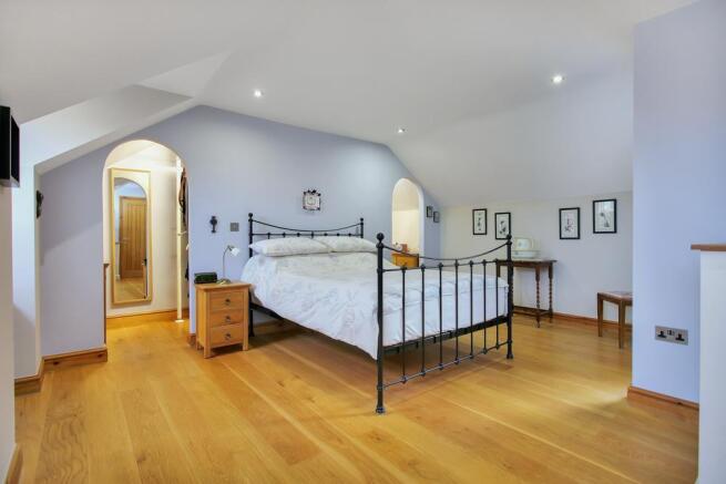 MASTER SUITE