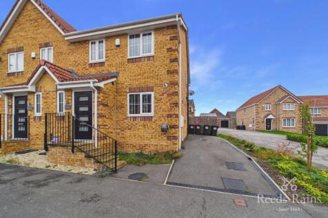 Fairfields Way, Aston, Rotherham, S26