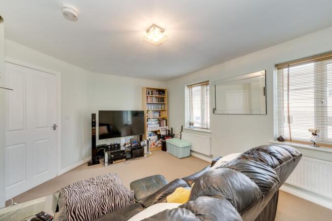 KITCHEN AND DINER/LIVING ROOM