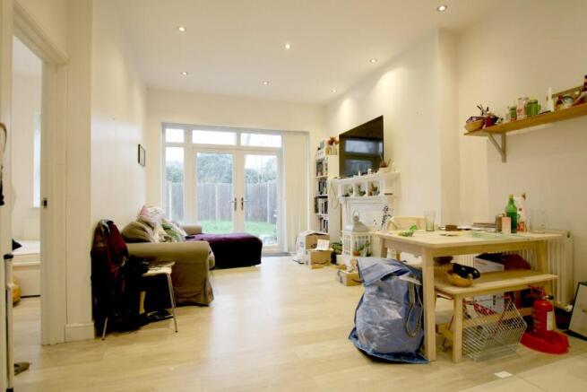Photo 3