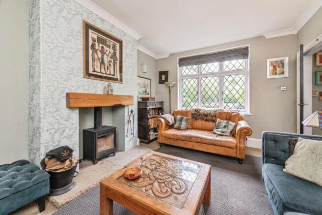 4 bed Detached for sale Image 7