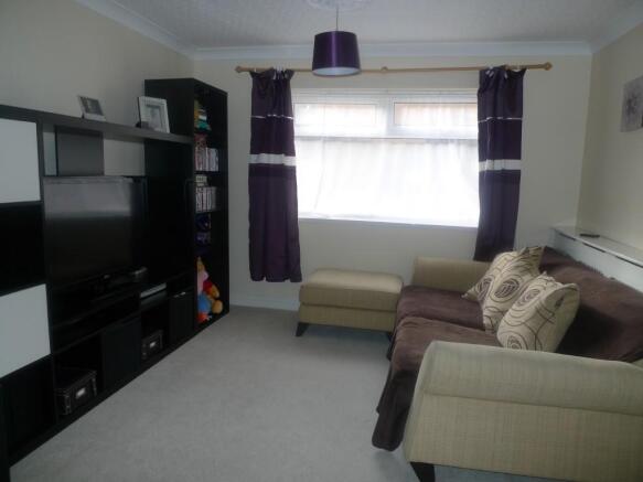 SPACIOUS LOUNGE