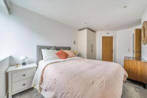 Flat 9, 73a, Drayton Park, London N5 1DW