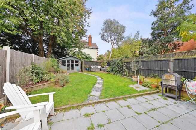 GARDEN 1.jpg