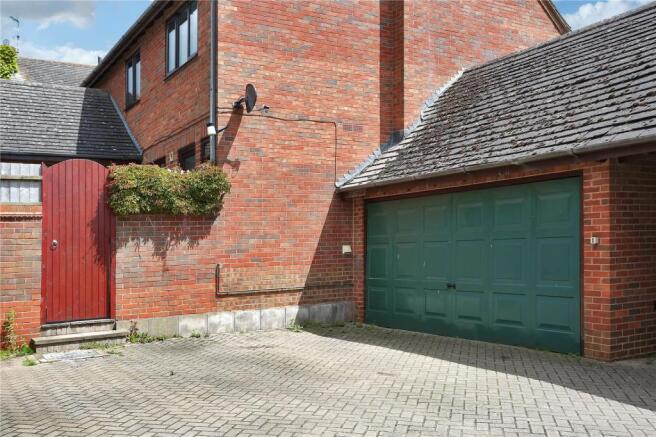 Garaging