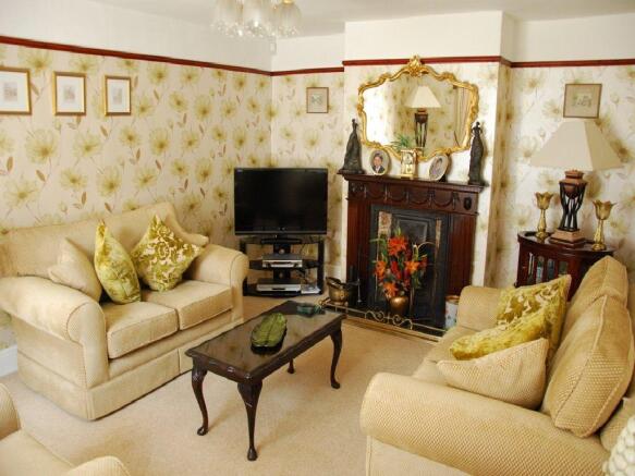 SITTING ROOM