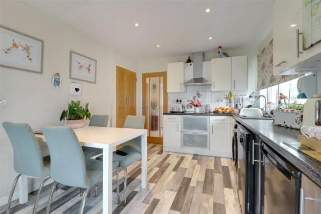 Picture No. 03