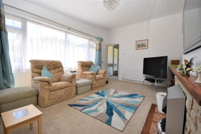 Sitting Room...JPG