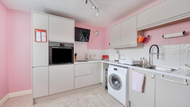 1 bed Flat for sale Image 6
