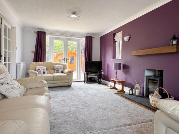 Lemmington Way, Horsham, RH12 photo 4