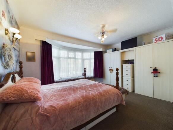 3 bed Detached Bungalow for sale Image 7