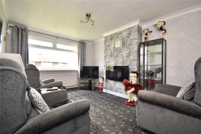 2 bed Semi-Detached Bungalow for sale Image 4