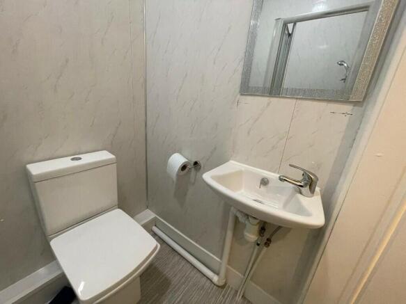 5 bed Terraced for sale Image 10