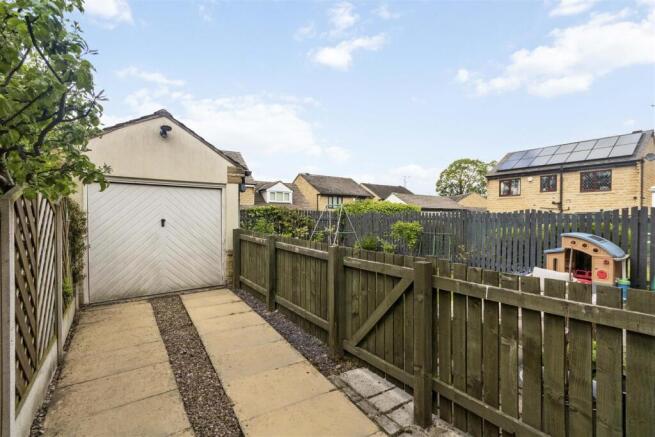 3 bed Detached for sale Image 12