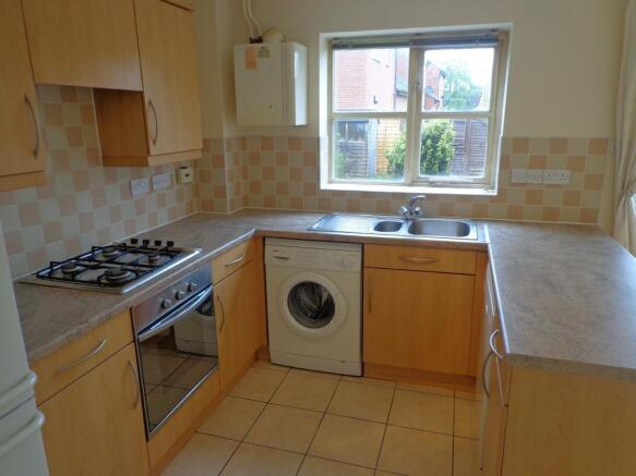 Kitchen / Dining Roo
