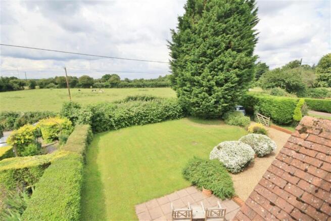 FRONT GARDEN AND DRIVEWAY